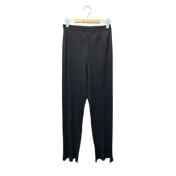 ISSEY MIYAKE　　イッセイ・ミヤケ　プリーツプリーツ TOP | プリーツ プリーズ イッセイ ミヤケで過ごす、心地よい