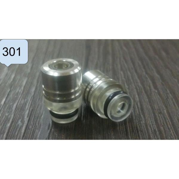 510規格のハイブリッド ドリップチップです。※アトマイザーとの相性により、接続部分が緩かったり入らない場合もあります。※入数は1個です。【仕様】（mm）※高さは接続部を含みません。外径11.5／内径4／高さ12材質：ステンレス／アクリル【...