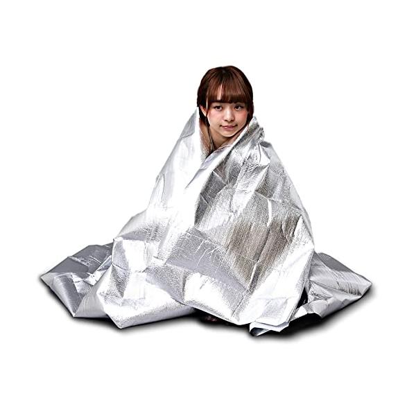 【ご購入後の当店からの連絡はご登録のメールアドレスに通知いたします。必ずご確認ください】商品サイズ(約):縦約190×横約140cm重量:約120g材質:アルミ蒸着ポリエステル、発泡ポリエチレン専用ポーチ付きで携帯に便利
