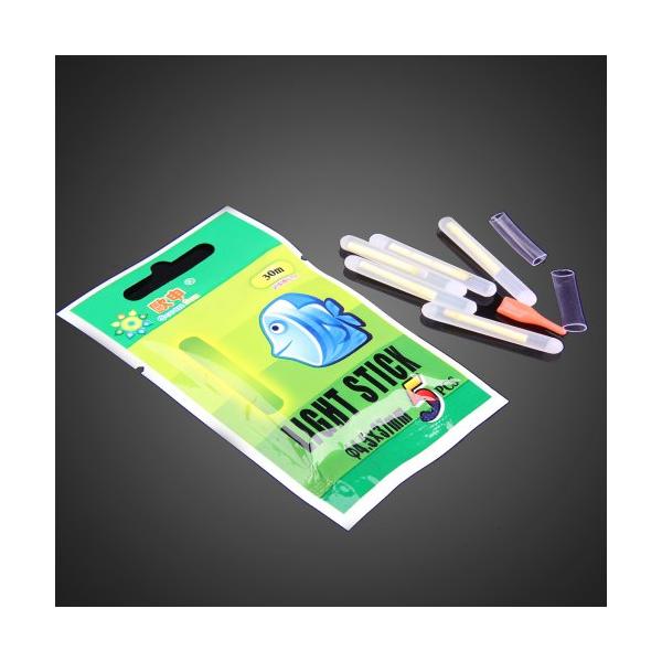 【ご購入後の当店からの連絡はご登録のメールアドレスに通知いたします。必ずご確認ください】ケミカルライト3mmx25mmです。 チューブとウキトップ付き。 8時間点灯します。並行輸入品