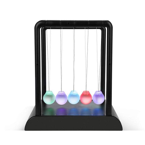 【ご購入後の当店からの連絡はご登録のメールアドレスに通知いたします。必ずご確認ください】あの不思議な昔みたカチカチした不思議な玩具！『ニュートンのゆりかご』が鮮やかに光るインテリアとして蘇る♪【使用方法は簡単】電源を入れて、端のボールを1つ...