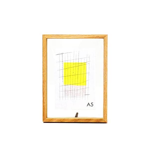 【ご購入後の当店からの連絡はご登録のメールアドレスに通知いたします。必ずご確認ください】想い出を飾るシンプルな写真立て