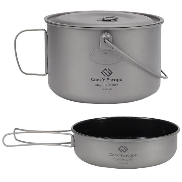 汚れを簡単に落とせるコーティング済みのフライパン付き