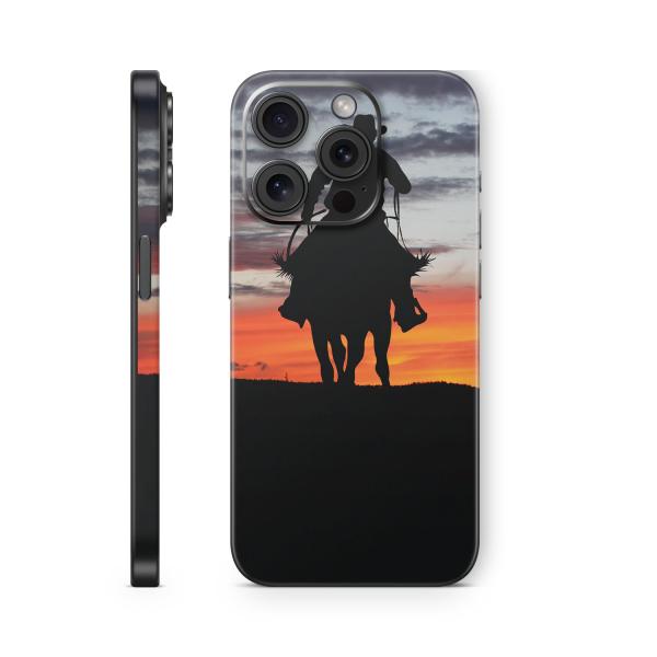 MightySkins Apple iPhone 15 Pro 用ビニールスキン「Lone Rider」保護デカールラップ 着脱簡単