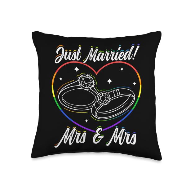 Newly Married! Mrs ＆ Mrs Just Married Lesbian Couple Throw Pillow