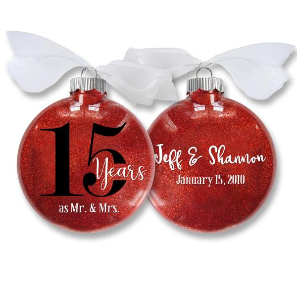 15th Anniversary Ornament, Personalized with Names ＆ Date, Celebrating 15 Years Married as Mr. ＆ Mrs. Christmas Ornament in Red Glitter, Gift for Co