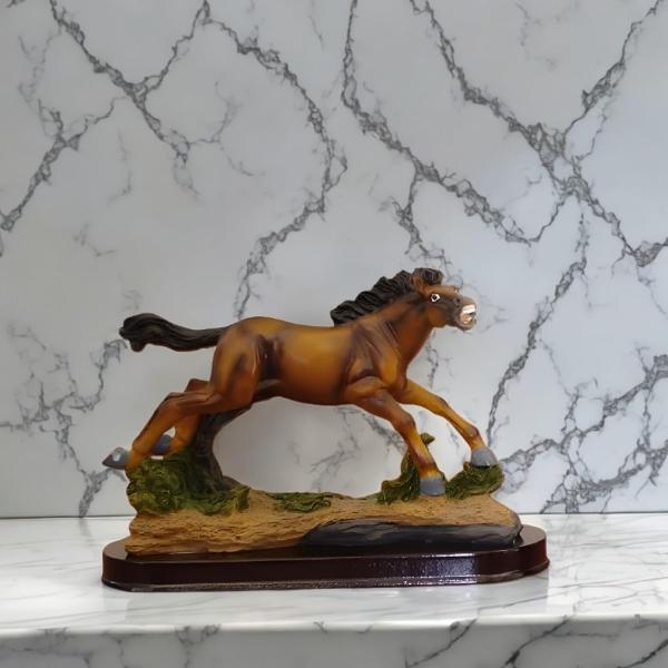 ICE Armor 10" W Brown Running Horse on Base Figurine Statue Sculpture Ornament Decoration Home/Room Decor and Gift Ideas for Housewarming, Holidays an