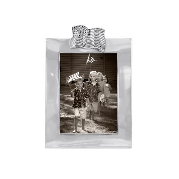 MARIPOSA AMERICAN FLAG 5X7 FRAME | SILVER | BRILLANTE | FRAMES | ENGRAVABLE FRAMES | RECYCLED SANDCAST ALUMINUM | HANDMADE IN MEXICO