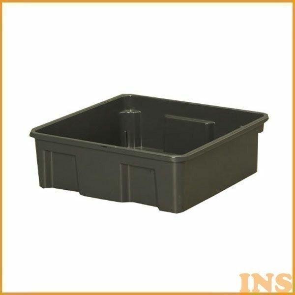 車内でのポリタンクの収納に便利なポリタンクトレーです。裏面に滑り止め用のゴム脚が付いていますので、走行中でもポリタンクが横転しにくくなっています。・サイズ(約)：幅42×奥行42×高さ14(cm)・収納の目安：ポリタンク２本・材質　本体：ポ...