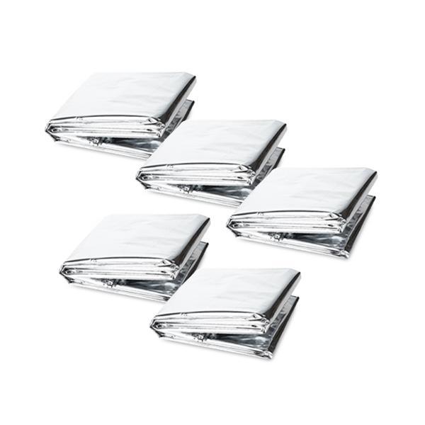 【商品説明】地震や津波の多い日本では防災用非常用持ち出し袋に加え、遭難時といった緊急事態の備えとして、防災アルミブランケットは準備しておきたい一品です。手のひらサイズに折り畳まれているのでバッグに入れて持ち運びに便利です。防寒シートとして登...