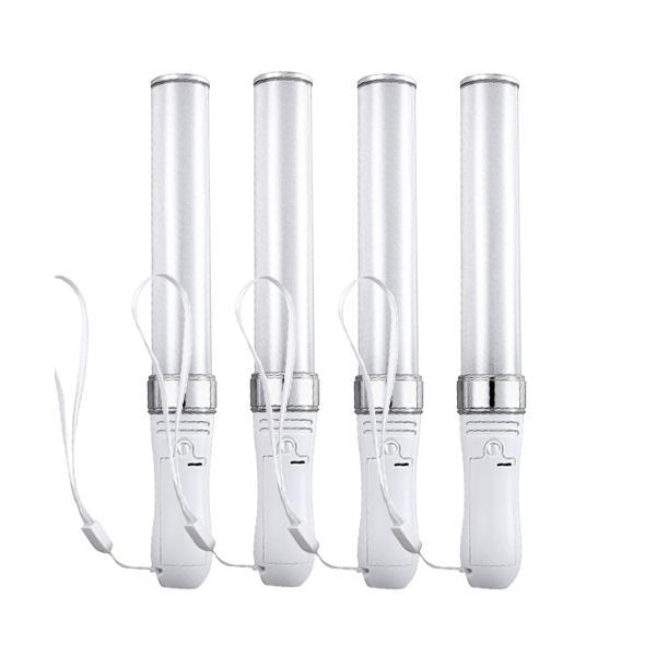 【商品説明】・24色カラーチェンジペンライト LEDペンライト・24色に変化する本格コンサートライト・底部のボタンによりカラーの切替が可能・落下を防ぐストラップ付・1本あたり約60gと超軽量なので長時間振っても疲れにくいです【商品仕様】カラ...