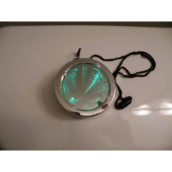 【並行輸入品】Flashing LED Strobe Infinity Tunnel Necklace Pendant - 6 Modes RGB b