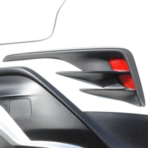 BEYOND X-ROAD C-HR(NGX50・ZYX10) 16.12〜 リアリフレクター
