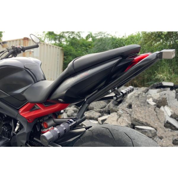 トライアンフ Triump ストリートトリプル675 street triple リア