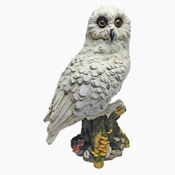 木の上にとまっている神秘的な白いフクロウの像 像 置物