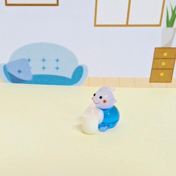 Tomo✴︎　ガラス細工　ミニチュア Tomo✴︎ ガラス細工 ミニチュア ガラス細工 赤ちゃんと哺乳瓶