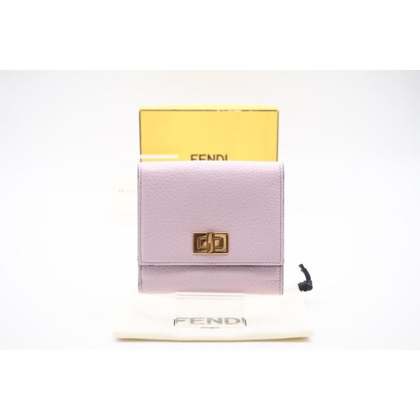 FENDI（フェンディ） ☆3日以内返品可☆ 極美品 ピーカブー レザー