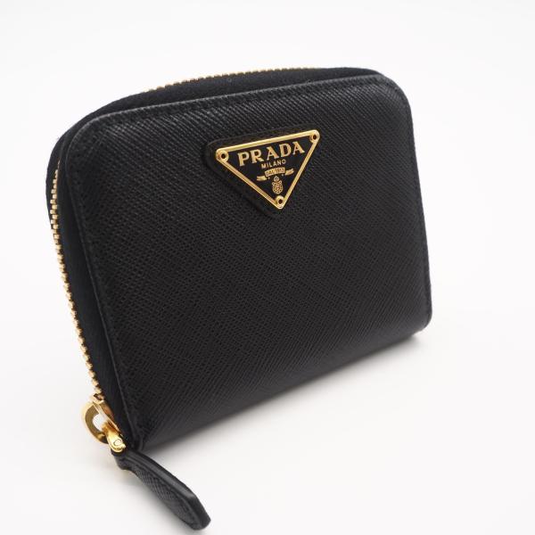 PRADA（プラダ） ☆3日以内返品可☆ 美品 サフィアーノ トライアングル