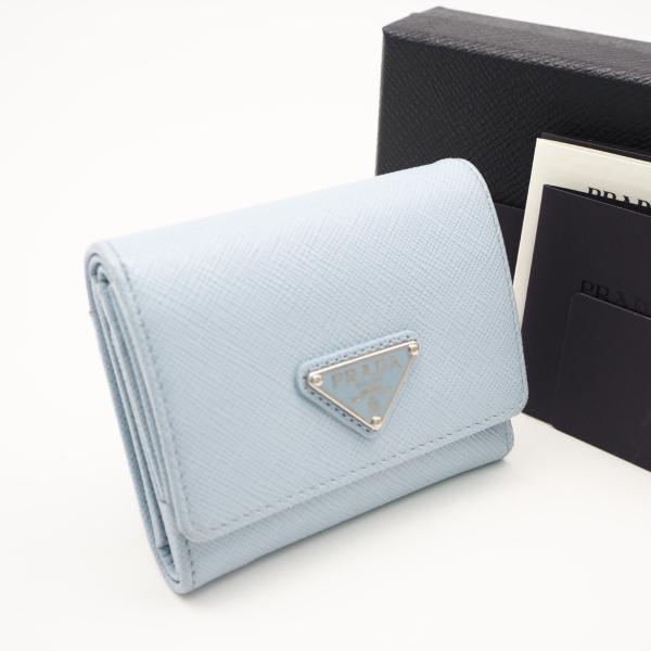 PRADA（プラダ） ☆3日以内返品可☆ 美品 サフィアーノ トライアングル