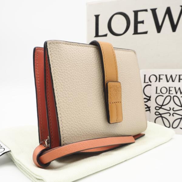 LOEWE（ロエベ） ☆3日以内返品可☆ ソフトグレインカーフソフト