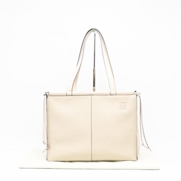 ★３日以内返品可★ LOEWE ロエベ 309.12.W76 ソフトグレインカーフ ベージュ ミディアム トートバッグ LOEWE（ロエベ） ☆3日以内返品可☆ 309.12.W76 ソフトグレインカーフ