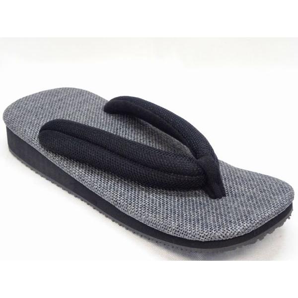 商品名 信貴 雪駄 黒アメ底 STK19 3L（9寸5分）カラー グレーブラック甲材 底材 靴幅 サイズ 3L(28-29cm)商品説明 シックなデザインでデニムなどのカジュアルにも合わせやすい雪駄です。底にはクッション性に優れ滑りにくい素...