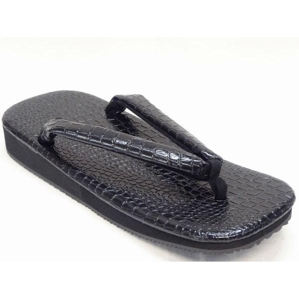 商品名 信貴 雪駄 黒アメ底 STK54 4L（1尺）カラー ブラックワニ甲材 底材 靴幅 サイズ 4L(29-30cm)商品説明 シックなデザインでデニムなどのカジュアルにも合わせやすい雪駄です。底にはクッション性に優れ滑りにくい素材を使...