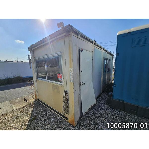 《奈良展示場》大阪・和歌山・三重・香川・徳島・愛知・岐阜・石川・福井・滋賀・京都・兵庫・岡山・広島小屋に住む スペース活用 ペットハウス DIY 趣味部屋 ミニマリスト タイニーハウス 休憩室 used prefab container