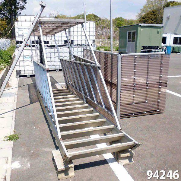 ス－パーハウス　外階段　アルミ ス－パーハウス 外階段 アルミ