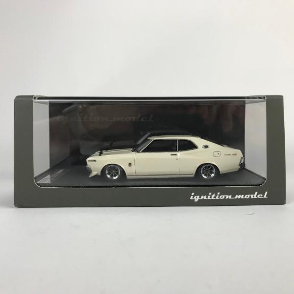 イグニッションモデル 1/43 日産ローレル Nissan Laurel 2000SGX C130