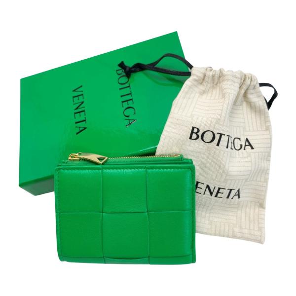 BOTTEGA VENETA ボッテガヴェネタ 財布 マキシイントレチャート