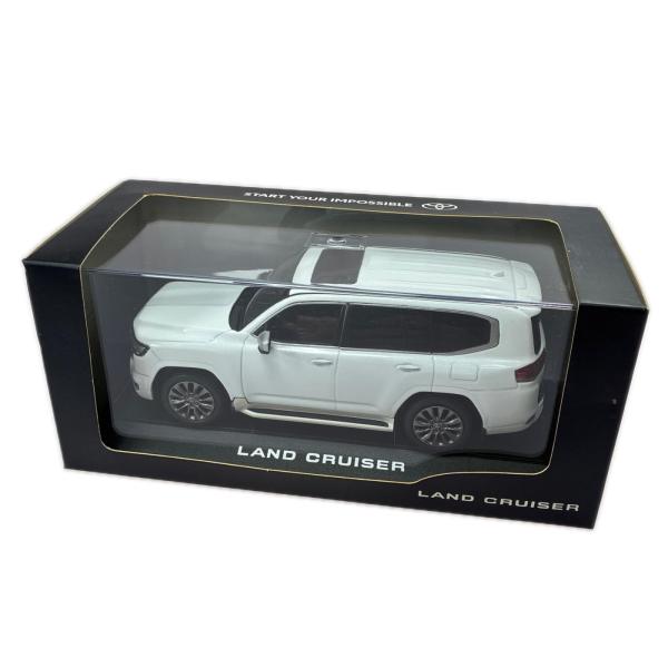 トヨタ ランドクルーザー300 非売品ミニカー プレシャスホワイト やや傷や汚れあり
