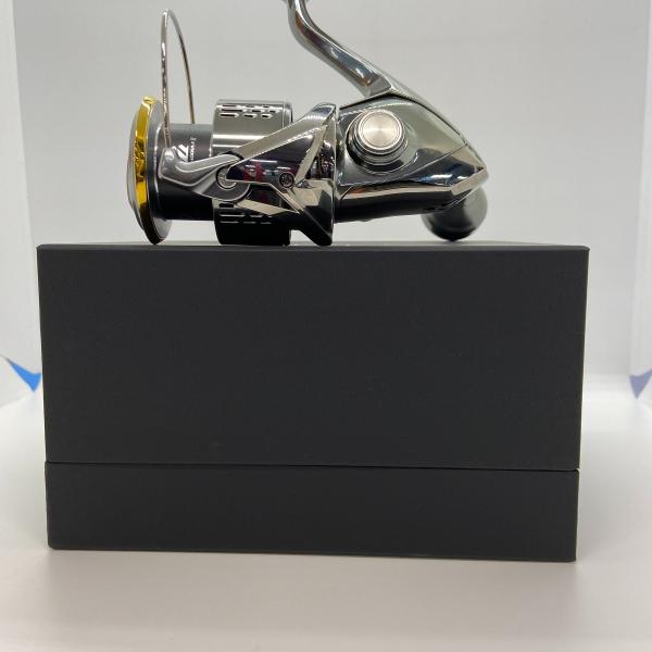 ΨΨ SHIMANO シマノ スピニングリール 18ステラC5000XG 箱付
