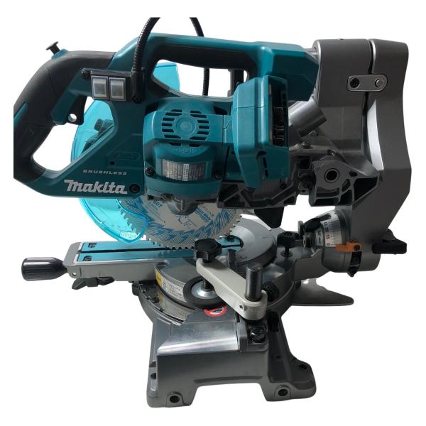 MAKITA マキタ スライド丸のこ 40v(本体のみ) LS001G 目立った傷や汚れ