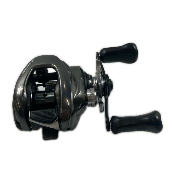 SHIMANO シマノ  ベイトリール 20メタニウム HG R 純正ハンドル付属あり 04114 SHIMANO シマノ ベイトリール 20メタニウム HG R 純正ハンドル付属あり