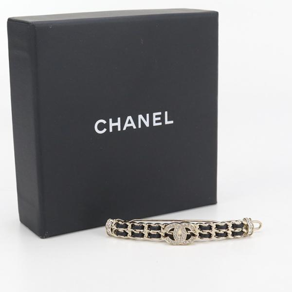 お値下げ中⭐︎CHANEL ヘアアクセサリー  ヘアクリップ  パール ストーン お値下げ中⭐︎CHANEL ヘアアクセサリー ヘアクリップ パール