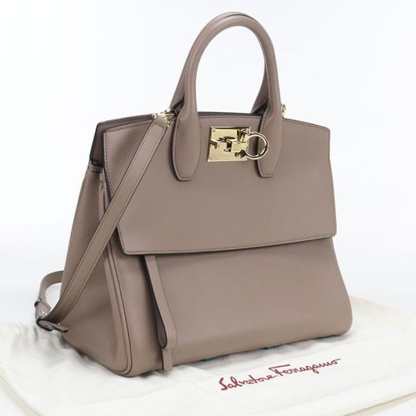 中古美品 FERRAGAMO フェラガモ トートバッグ 21 H159 2WAY ガンチーニ レディース ベージュ爆買
