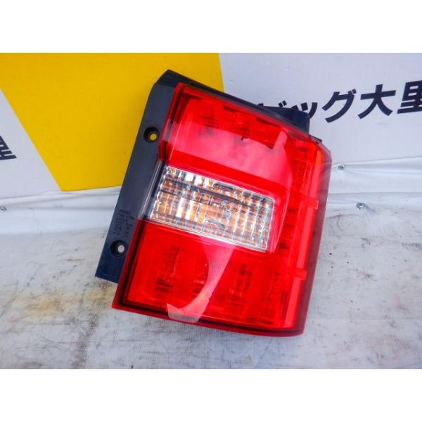 新型　デリカd5 右テールランプ Amazon | 三菱 純正 デリカD5 CV系 《 CV5W 》 右テールランプ