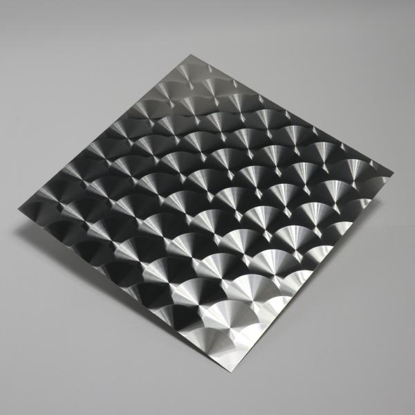 ステンレス ウロコ板 約120cm x 45cm 0.8mm厚 ステンレス 板 ウロコ トラック デコトラ 架装 アート