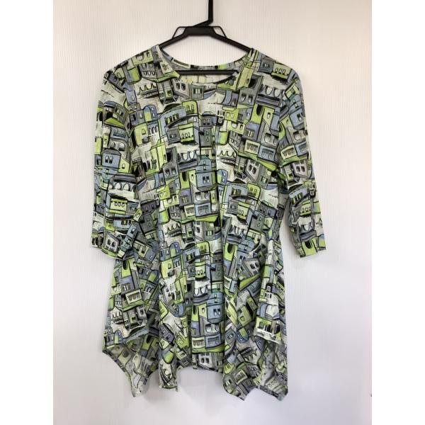 建物柄カットソー