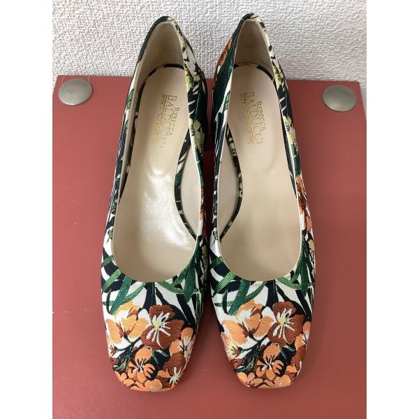 REBECCA BALDUCCI レベッカバルドゥッチ チャンキーヒールパンプス 