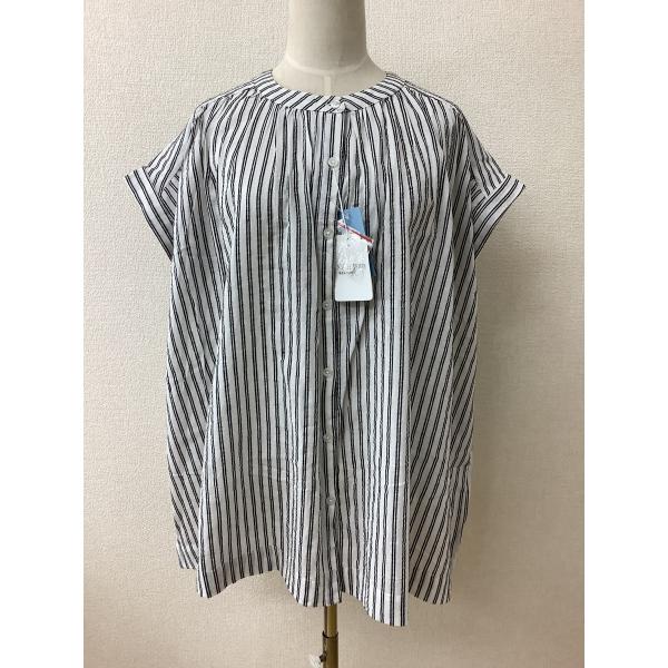 タグ付き未使用 白にすみ黒ストライプ ロング丈ブラウス