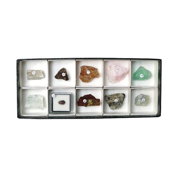 実験室設備 工具類 工具その他●蛍光鉱物標本10種●入数：1セット●簡単な解説付き●ジェムストーン25種：鉱物名（英名、和名）、硬度、比重、結晶系、化学組成、主な産地の表記付き●宝石鉱物標本45種：鉱物名（宝石名、英名、和名）、硬度、比重、...