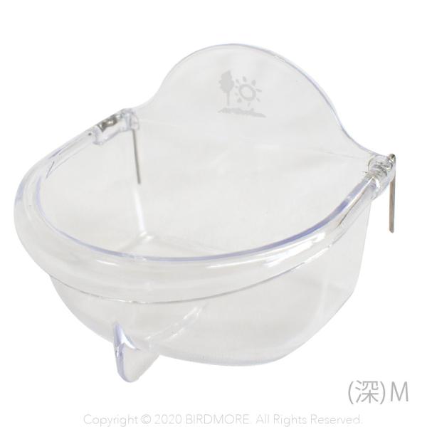 [Release date: February 26, 2016]多頭飼いやお留守番に便利！たっぷり入る深型えさ入れです。透明なので中身も見やすく、食べやすい位置にフードが集まる丸底仕様です。太径のフチが足場になってつかみやすいのも○♪メー...