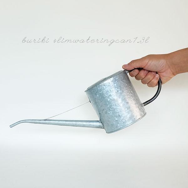 ブリキ ジョウロ スリム 1 3l ガーデニング ジョーロ 水差し おしゃれ レトロ かわいい Ha Jo15 ガーデニング日和 通販 Yahoo ショッピング