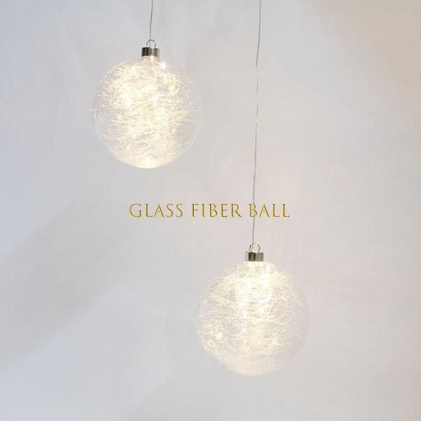 特殊な糸状のガラスを球体に閉じ込め幻想的な光の広がりを演出できるガーランドオブジェ-----------------------------------------●商品名 : GLASS ファイバーボール14cm ●内容 : 本体×1●素...