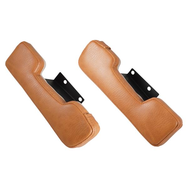 適合車種ハイエース レジアスエース 200系 全車に適合1型 2型 3型 4型 5型 6型 7型商品説明セット内容：運転席側×1　助手席側×1材質はPVCレザーを使用しております。高さが増すのでスマートフォンホルダーとしても使用可能。長時間...