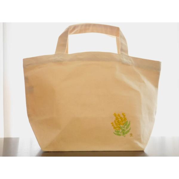 ミモザの刺繍入りキャンバストートバッグ　Sサイズ　プレゼント