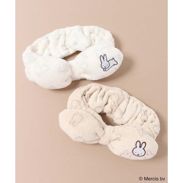 ミッフィーとうさぎがデザインされたヘアバンド。前髪をしっかりキープできるのでお風呂上がりのスキンケアやメイク時などに欠かせないアイテム。ふんわり柔らかな手触りや可愛らしいリボンのデザインがポイントです。お家や旅先でのリラックスタイムにもおす...