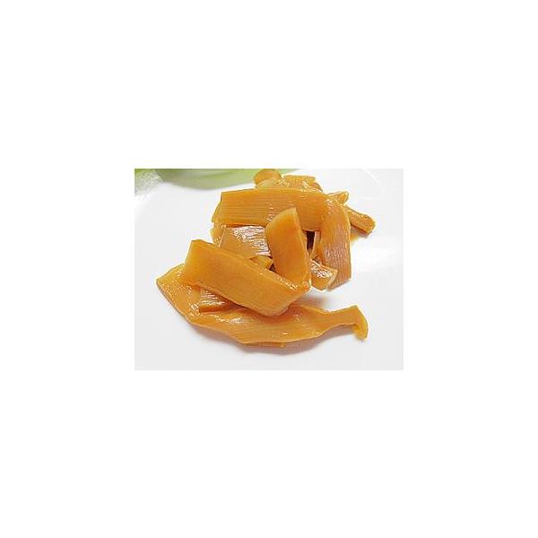 朝・市場に出荷された食品をその日の夕方に発送致します！（水・日を除く）メンマは元々、中国南部や台湾において、マチク（麻竹）を発酵させ食用としていた食品。収穫時期のマチクは鎌で切り取れるくらいの柔らかさで、日本などに産するタケ類とは質感が違い...